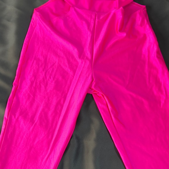 Vibrant Pink Leggings - Picture 2 of 4